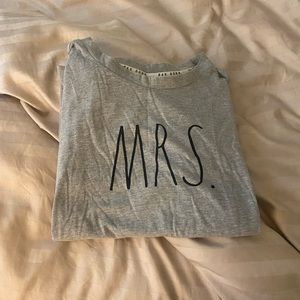 Like new Rae Dunn Mrs. T shirt